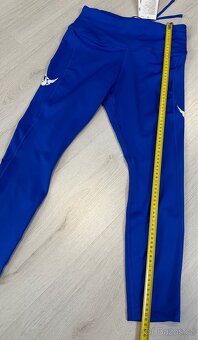 Nový komplet legín s tričkem NIKE - 4