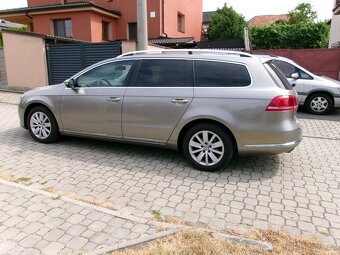 Passat Combi 2,0TDi Comfortline,NAVI, AUT.KLIMA - 4