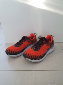 Hoka Clifton 5 - 4