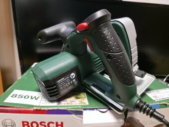 BOSCH Okružní pila PKS 40 + 2 kotouče - 4
