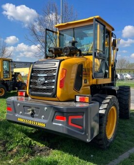 nakladač, čelní nakladač, kloubový nakladač, kloubak - 4