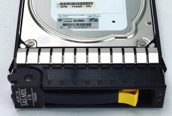 💽 NOVÝ HP 4TB 7200rpm SAS pevný disk s rámečkem - 4