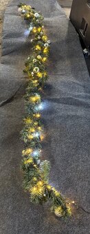 Vánoční girlanda 2,7 m - 4