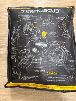 Tucano Urbano deka na skútr - 4