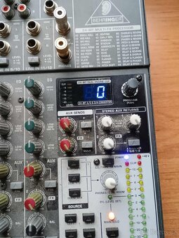 Behringer XENYX 1622FX - 4