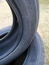 Pneu KUMHO 235/55R18 letní nejeté DOT 3021 - 4