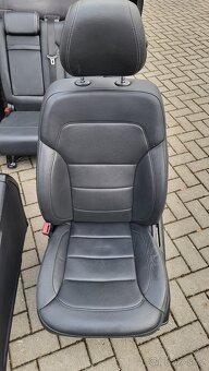 Mercedes GLE sedacky - 4