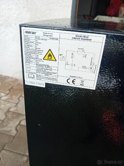 Vitrína/malá lednička - 4