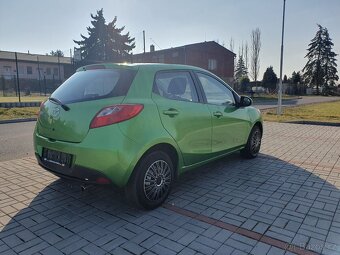 Mazda 2 1.3i nová stk - 4