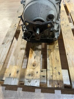 /// AUT. PŘEVODOVKA Chrysler 300c 3.0 CRD /// - 4