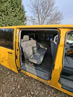 VW Caravelle - 4