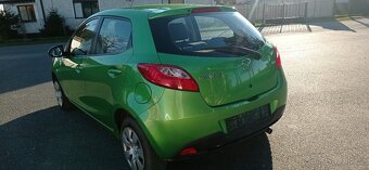 Mazda 2 - 4