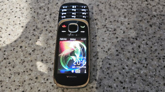 Nokia 7230, volný na všechny operátory. - 4