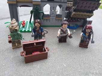 Lego Piráti z Karibiku 4183 Mlýn - 4