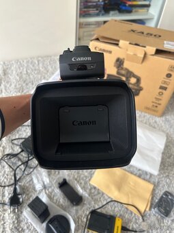 Kamera Canon XA50 - 4