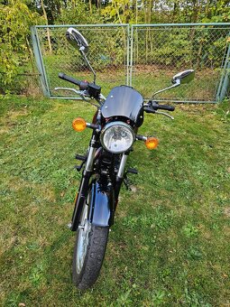 Benelli Imperiale 400 červená, výbava v ceně 14 tisíc - 4
