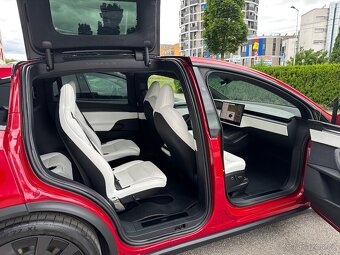 Tesla Model X Plaid – 2022 - 4