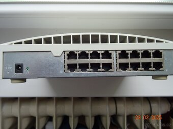 3Com dual speed switch - 4