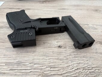 Detonics 9mm flobert Záruka - 4