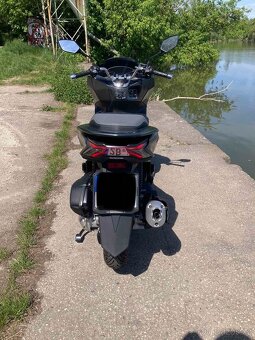 Honda PCX 125 - 4