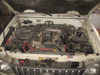 Toyota Land Cruiser - 4