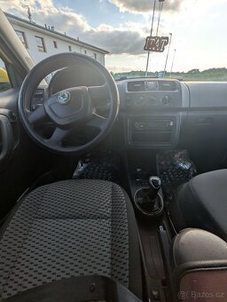 Škoda Fabia Combi 1.2 TSI – Žlutý Dříč s Velkým Kufrem - 4