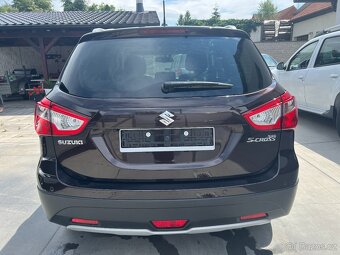 SUZUKI SX4 S-Cross 1,6i 88KW 1 MAJITEL KŮŽE PANORAMA VYHŘ.SE - 4