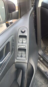 VW golf 6 1.majitel v ČR 1.6tdi automat - 4