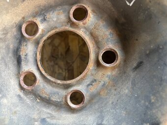 🛞 Prodám plechová kola s novĂ˝mi zimnĂmi pneu 185/60 R14 - 4