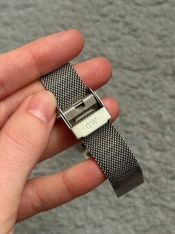 stříbrné hodinky Daniel Wellington - 4