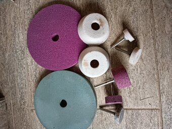 Náhradní brusný kotouč, brusná tělíska na stopce - 4