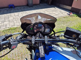 Suzuki SFV 650 GLADIUS - 4