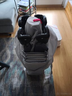 Cestovní postýlka - 4