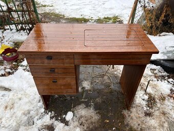 Šicí stroj Veritas - 4