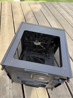 ITX bedna Thermal take - 4