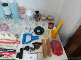 Mix do domácnosti, sklenice, brýle, hodiny, hrníčky, popelní - 4