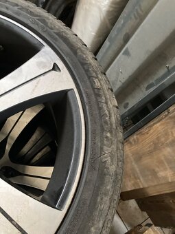 Kola 275/40/20 - 5x127x71,6 - 4