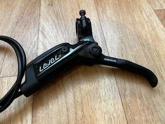 Sram Level T - 4
