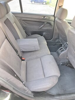 PRODAM SKODA SUPERB 1-1.9 TDI 74KW R.V 2004 - 4