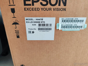 Projektor EPSON EH-LS12000B - 4