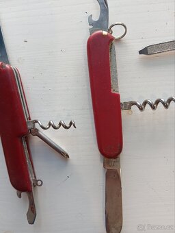 sbírka švýcarských skládacích nožů Victorinox - 4