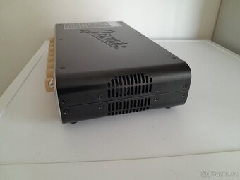 PRODÁM BASKYTAROVÝ ZESILOVAČ FENDER RUMBLE 800 - 4