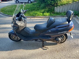 Suzuki Burgman 400 - 4