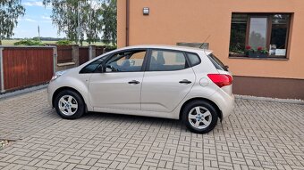 Kia Venga, 1.4i / najeto 92 000km ČR - 4