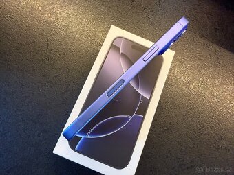 Apple iPhone 16 - 4