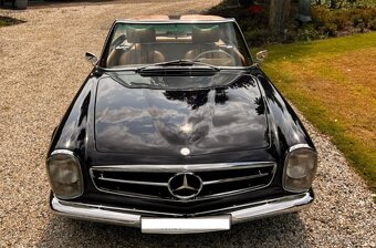Mercedes-Benz 230 SL Pagode (W113), r. v. 1964 - 4