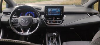 Toyota Corolla combi 1.8 hybrid style 59 t. - 4