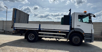 Mercedes Axor valník s hydraul. čelom na prepravu strojov - 4