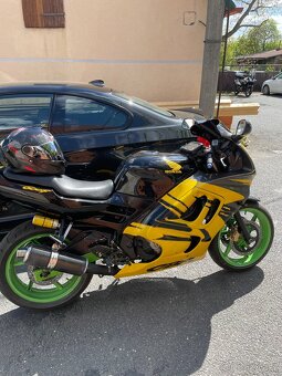 Honda cbr 600f - 4