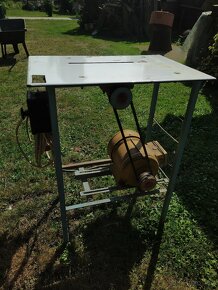 Malá cirkulárka domácí výroby - 4